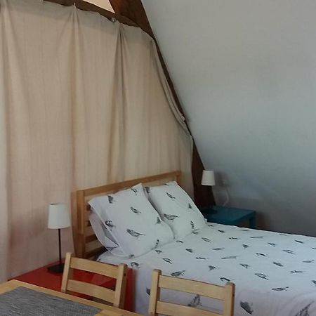 Le Charme Du Chateau Apartment Лез Андели Екстериор снимка